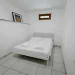 Retreat Kritou Tera