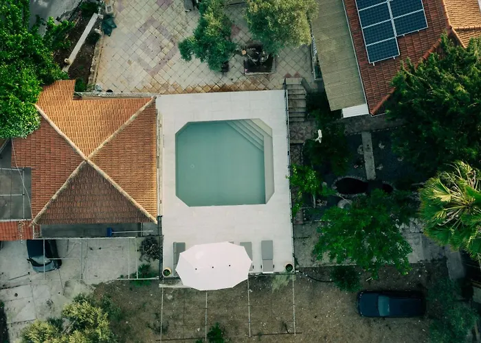 Holiday home Retreat Kritou Tera